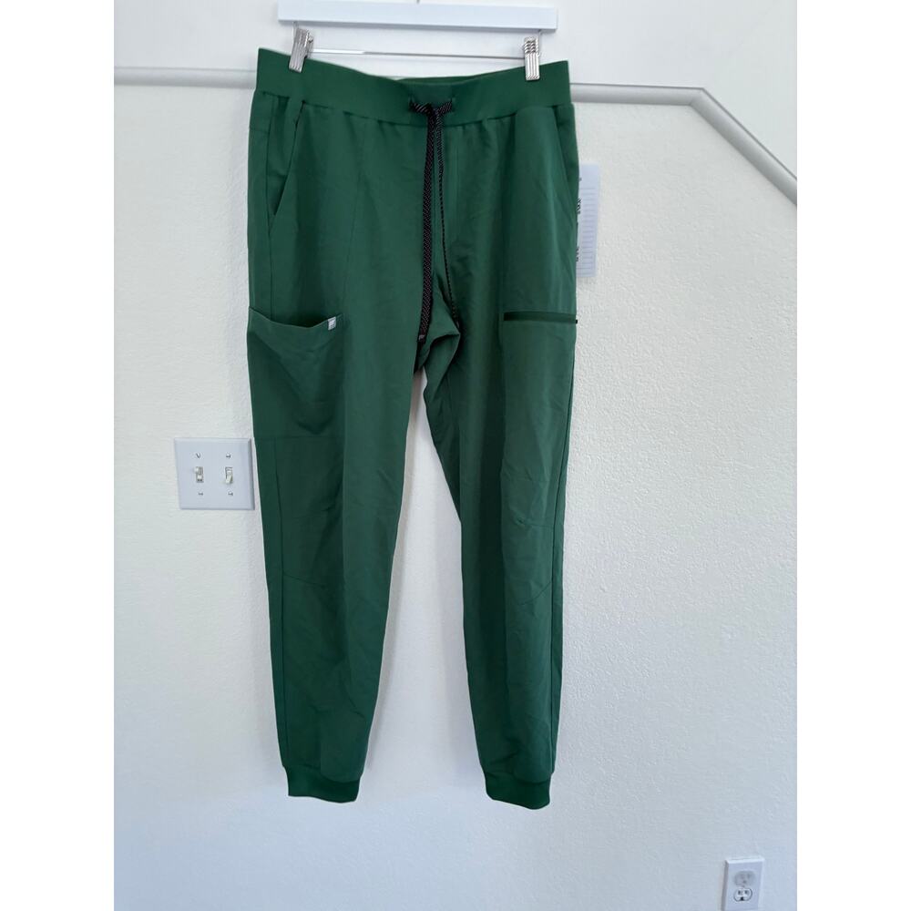 NWT Fabletics Mens Large Tall All Shift Scrub Joggers Hunter Green READ